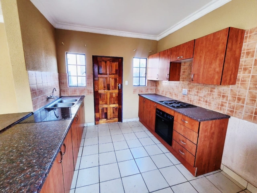 3 Bedroom Property for Sale in Geelhoutpark North West